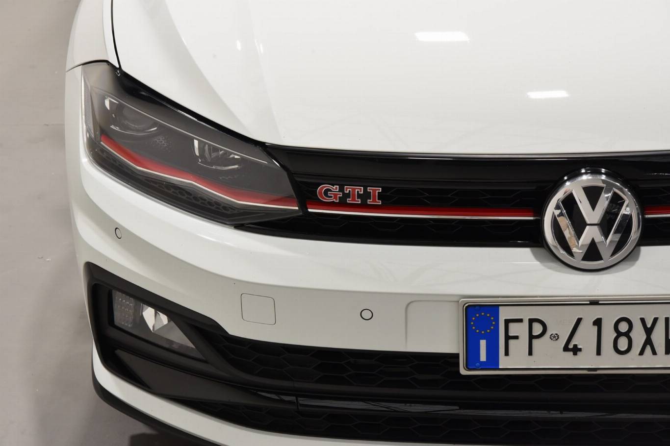 VOLKSWAGEN Polo GTI 17