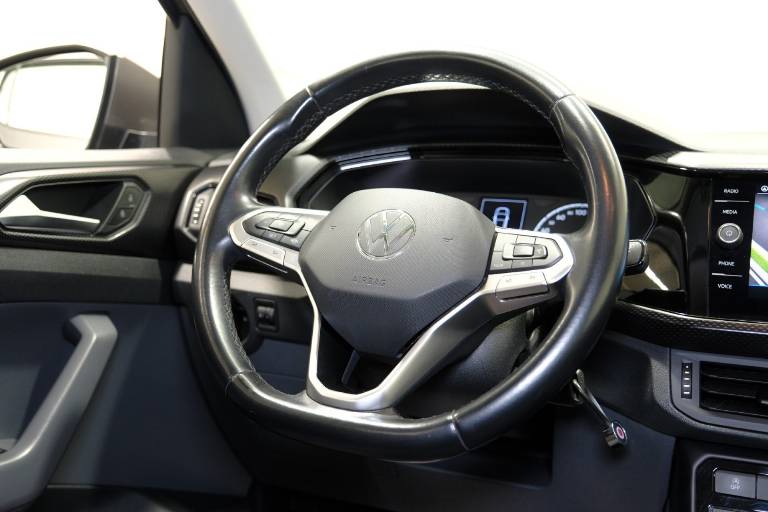 VOLKSWAGEN T-Cross 37