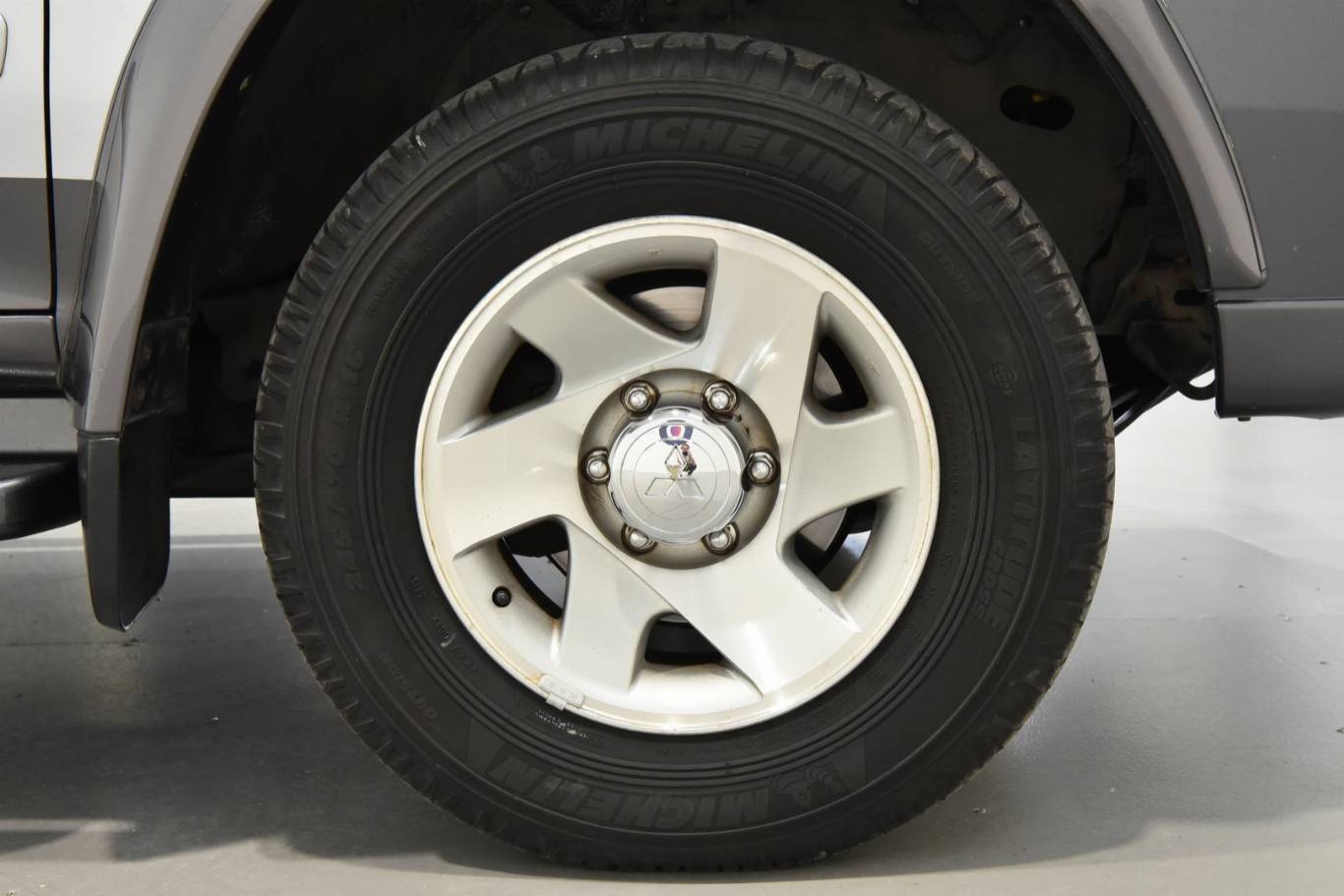 MITSUBISHI Pajero Sport 35