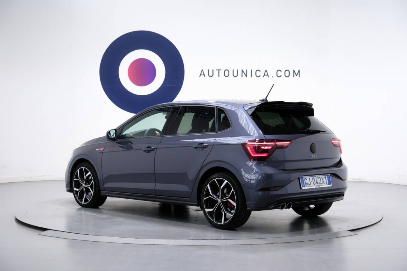 VOLKSWAGEN Polo GTI 15