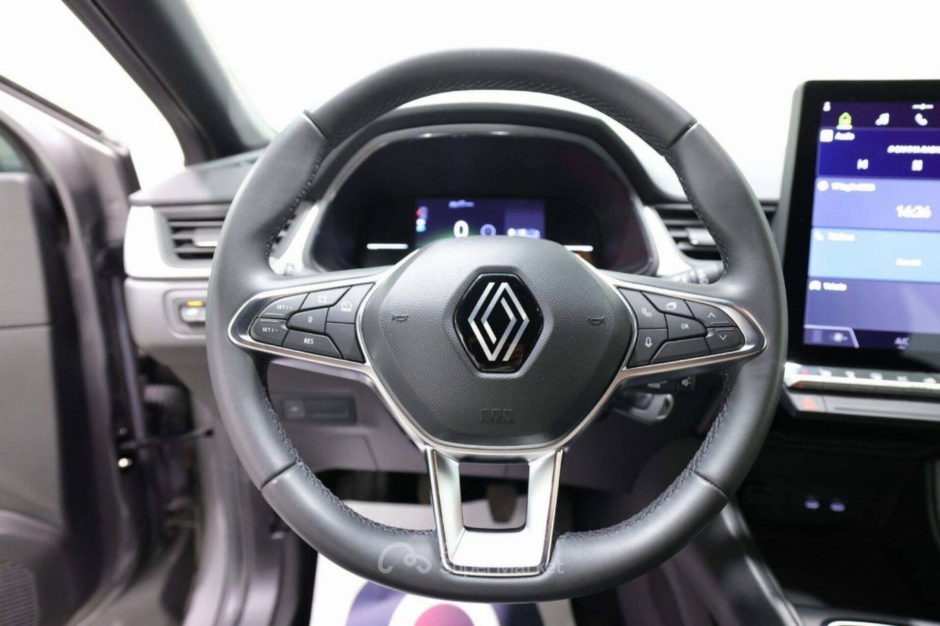 RENAULT Captur 7