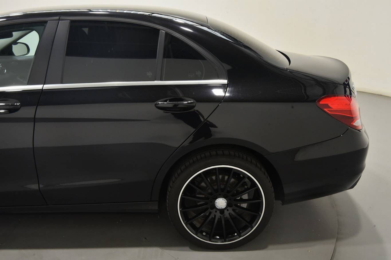 MERCEDES-BENZ C 180 51