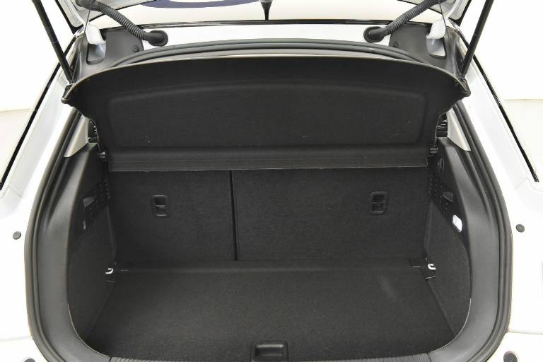 AUDI A1 13