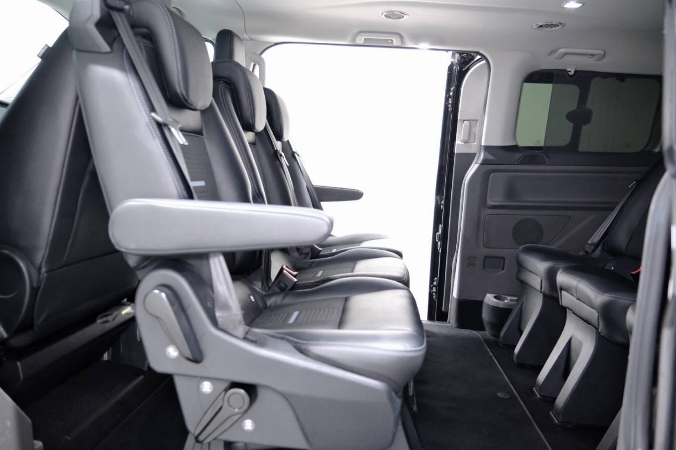 FORD Tourneo Custom 59