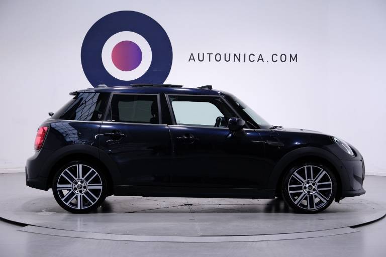 MINI Cooper 4