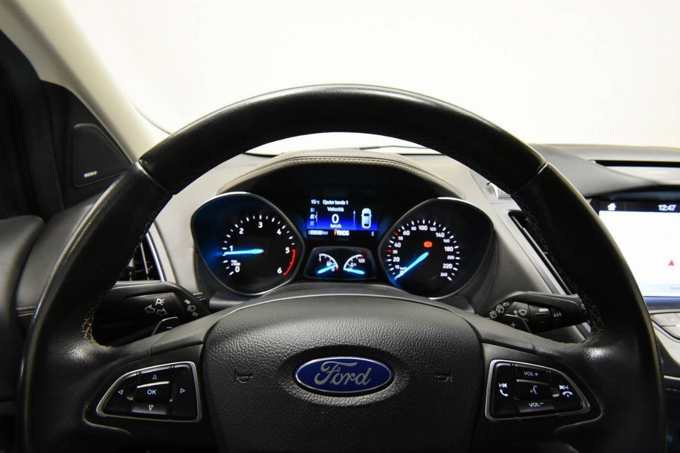FORD Kuga 9
