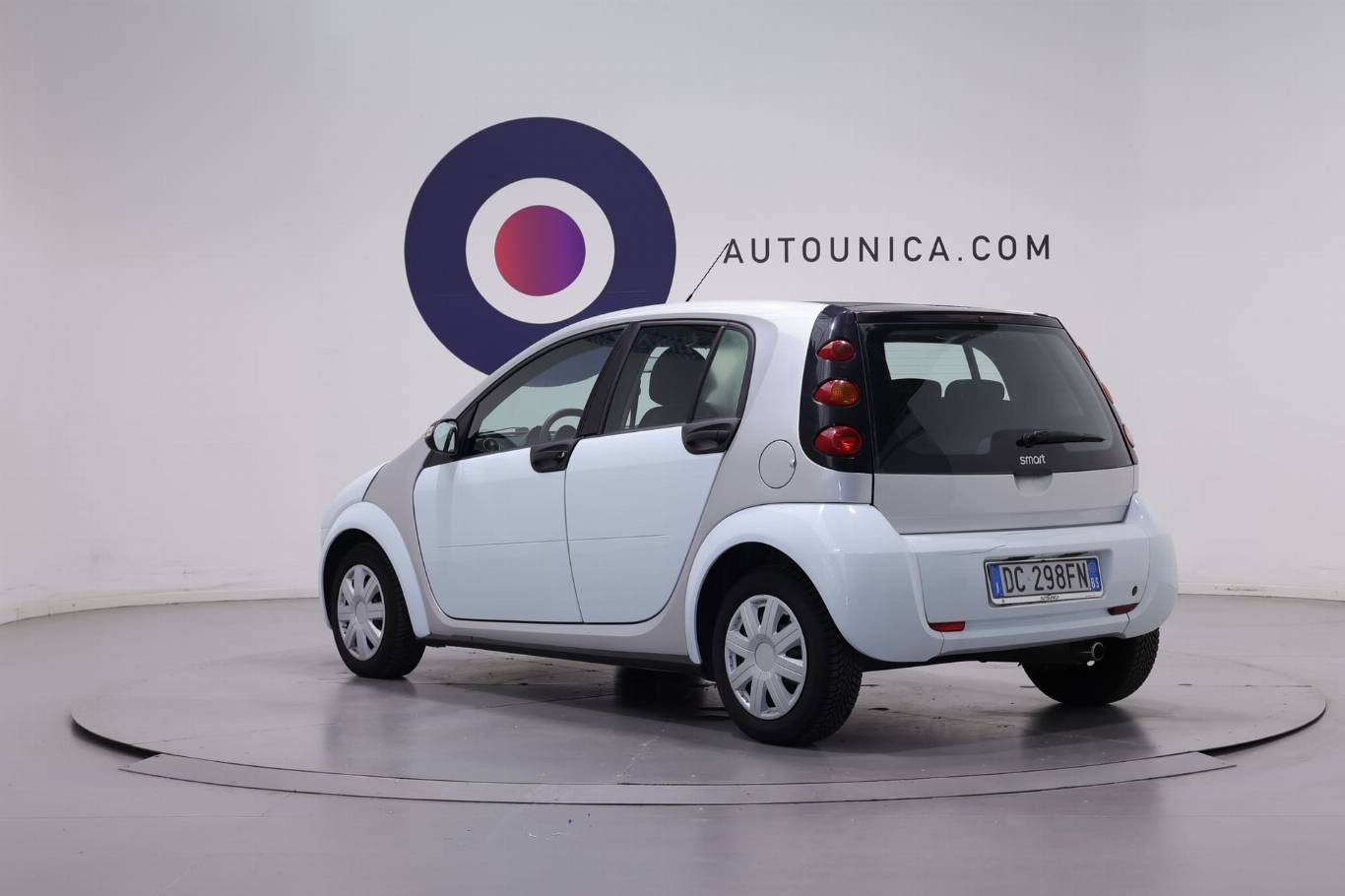 SMART ForFour 10