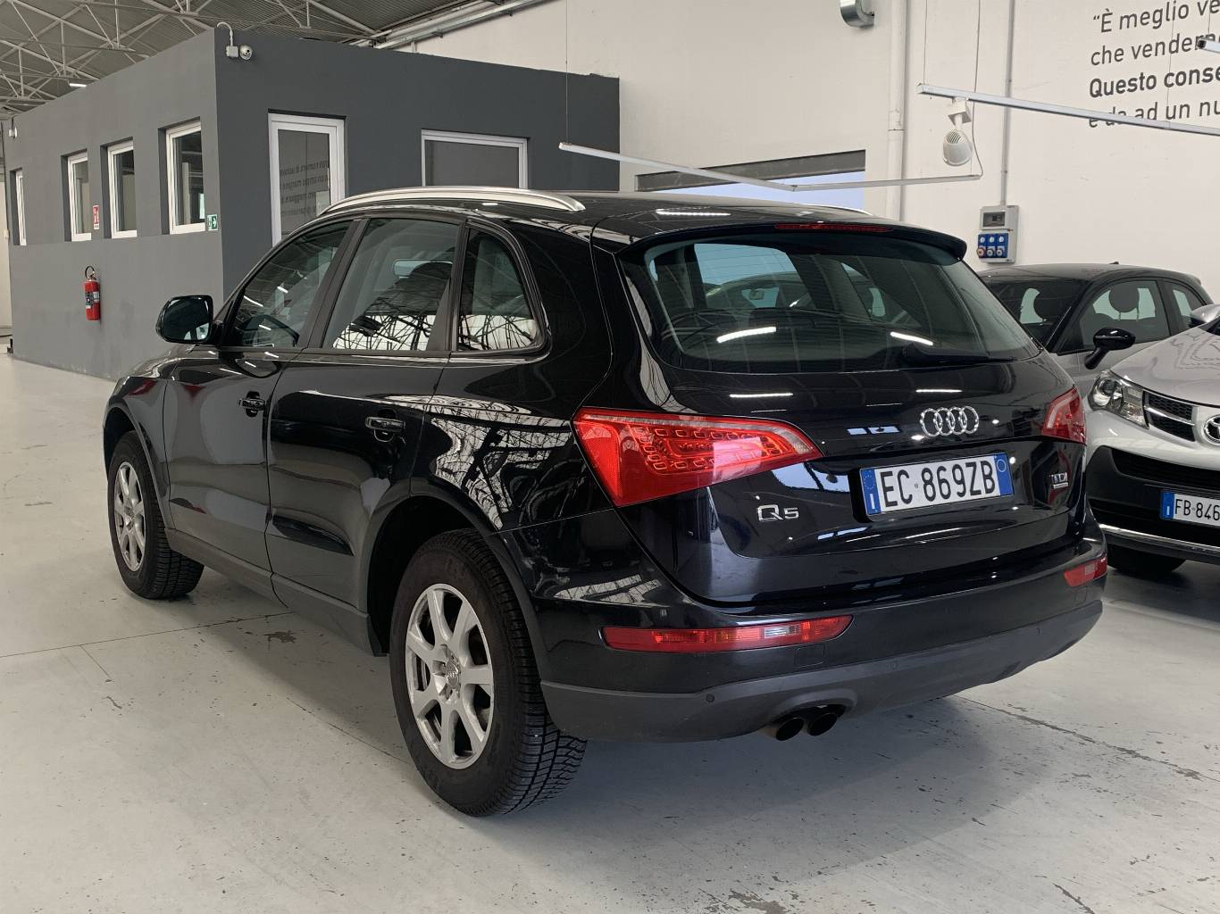 AUDI Q5 6