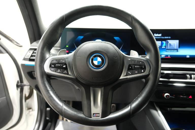 BMW 320 6