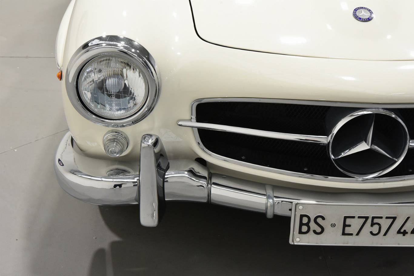 MERCEDES-BENZ 190 33