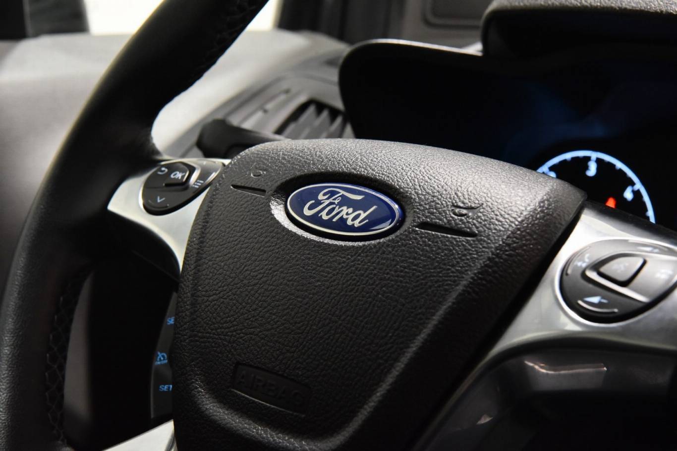 FORD Tourneo Connect 30