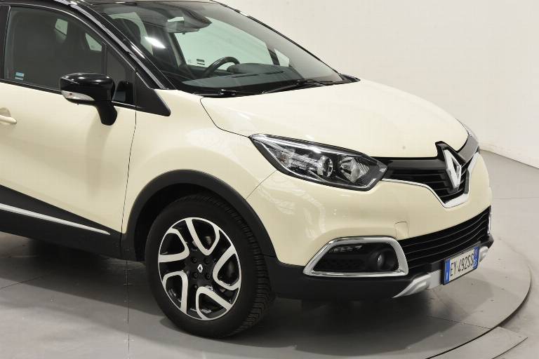 RENAULT Captur 16