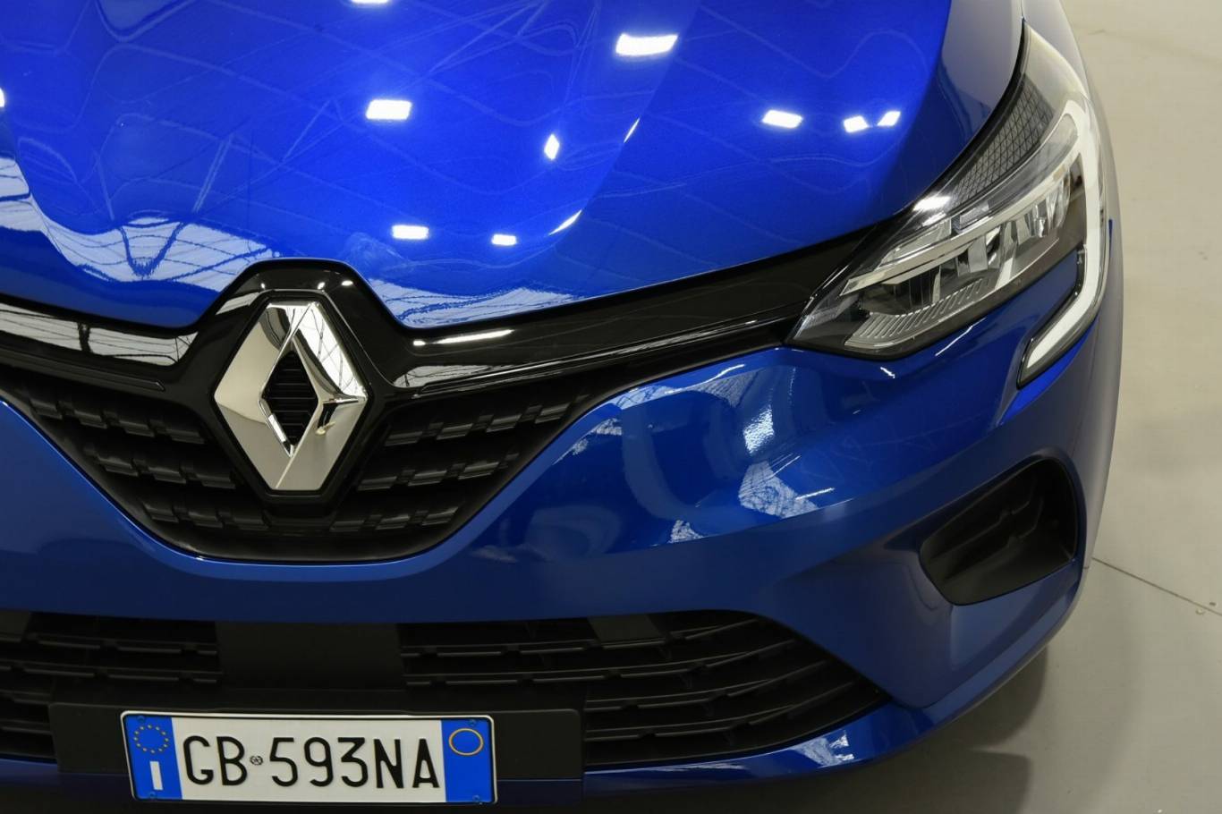 RENAULT Clio 15