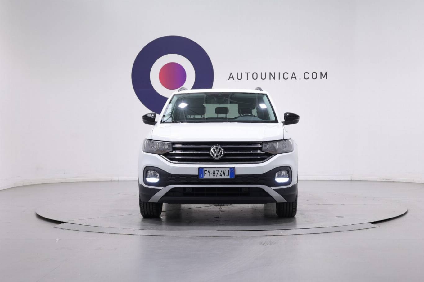 VOLKSWAGEN T-Cross 2