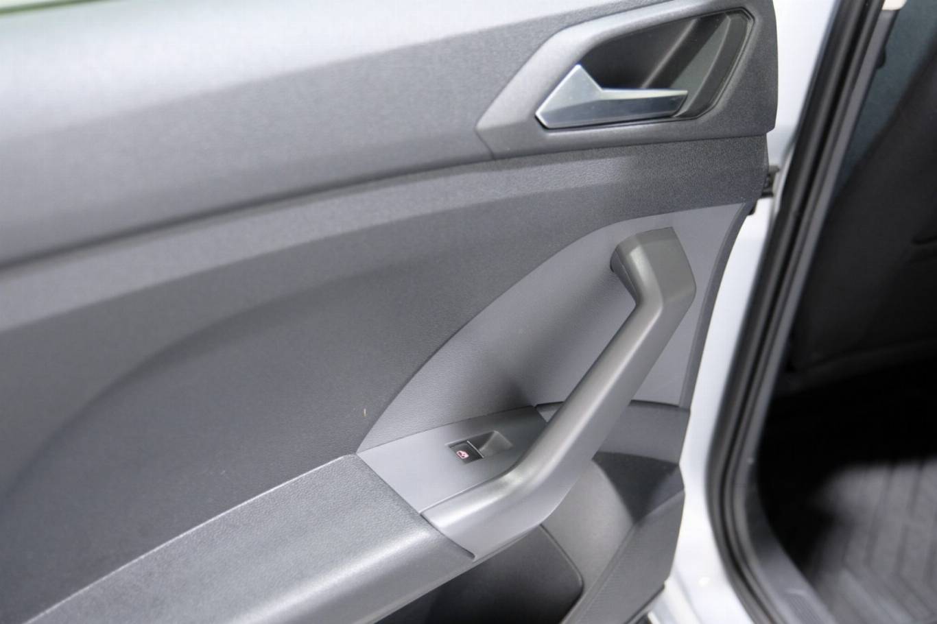 VOLKSWAGEN T-Cross 39