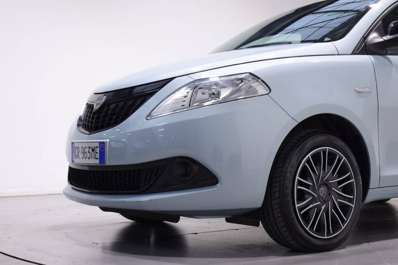 LANCIA Ypsilon 11