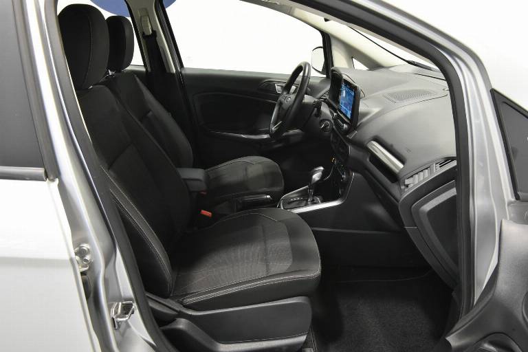 FORD EcoSport 31