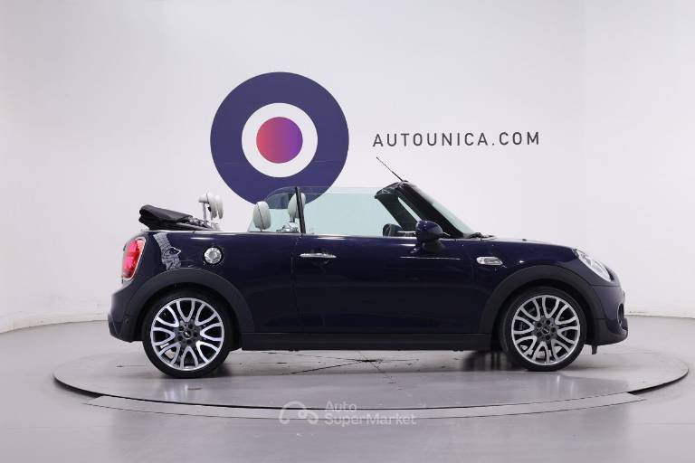 MINI Cooper 4