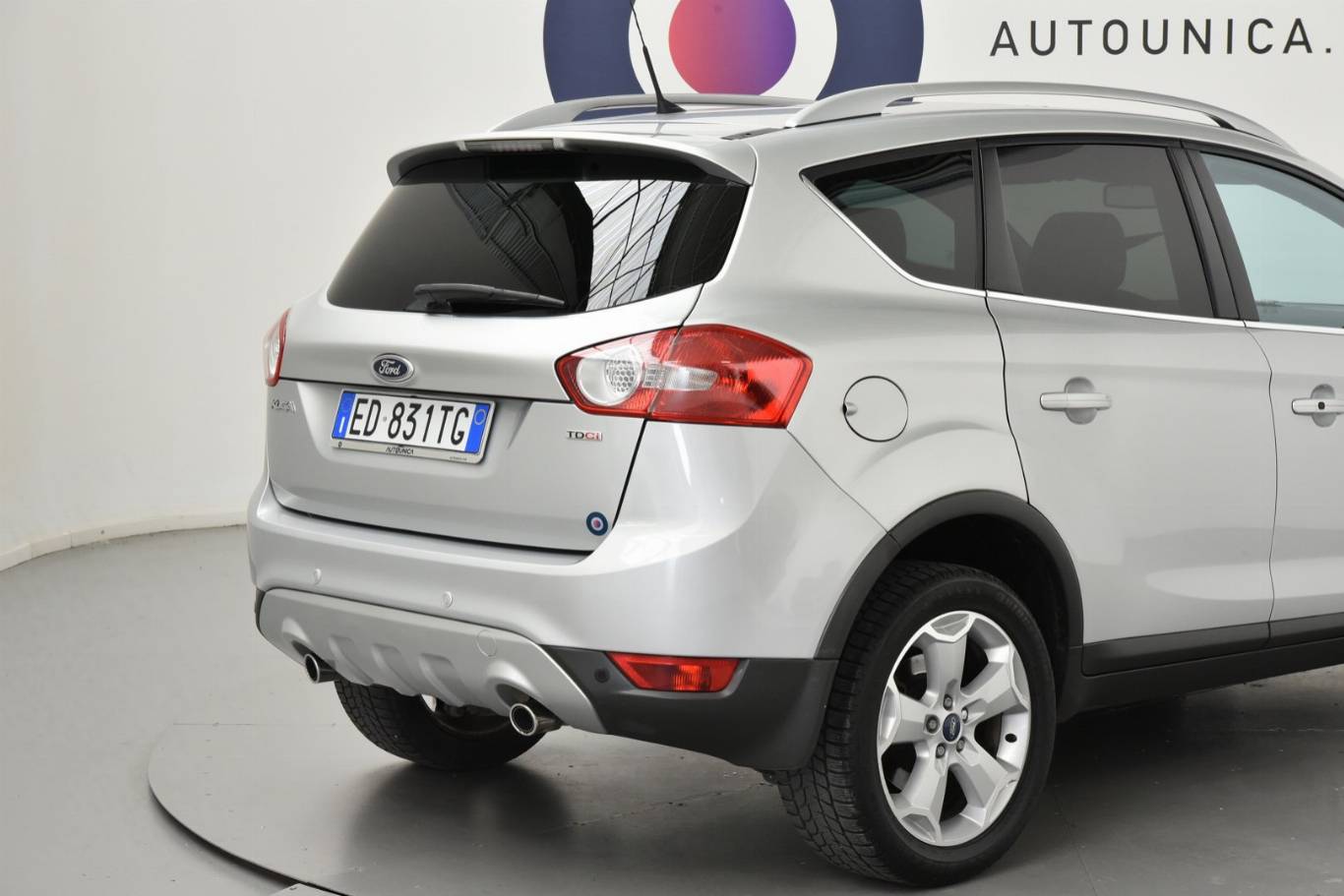 FORD Kuga 16