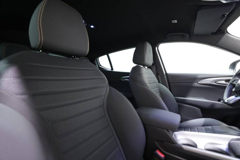 ALFA ROMEO Tonale 53