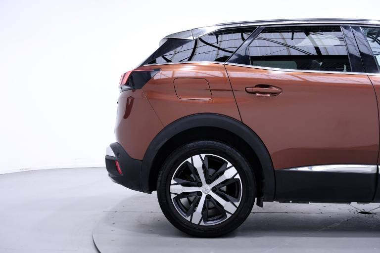 PEUGEOT 3008 59