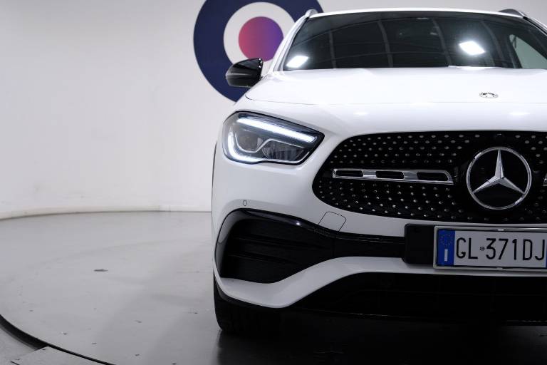MERCEDES-BENZ GLA 56