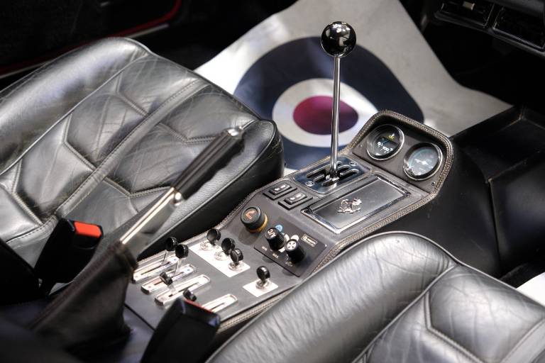 FERRARI 308 51