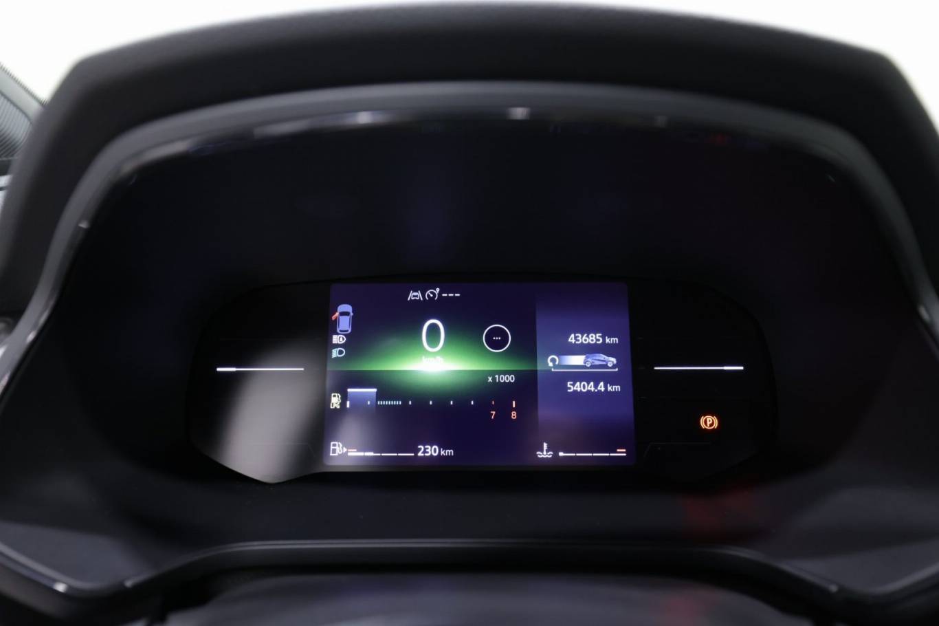 RENAULT Captur 8