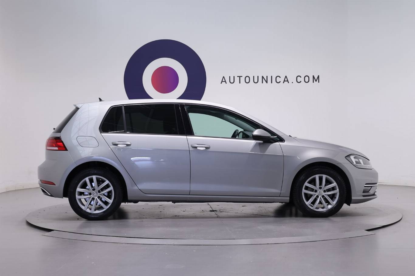 VOLKSWAGEN Golf 4
