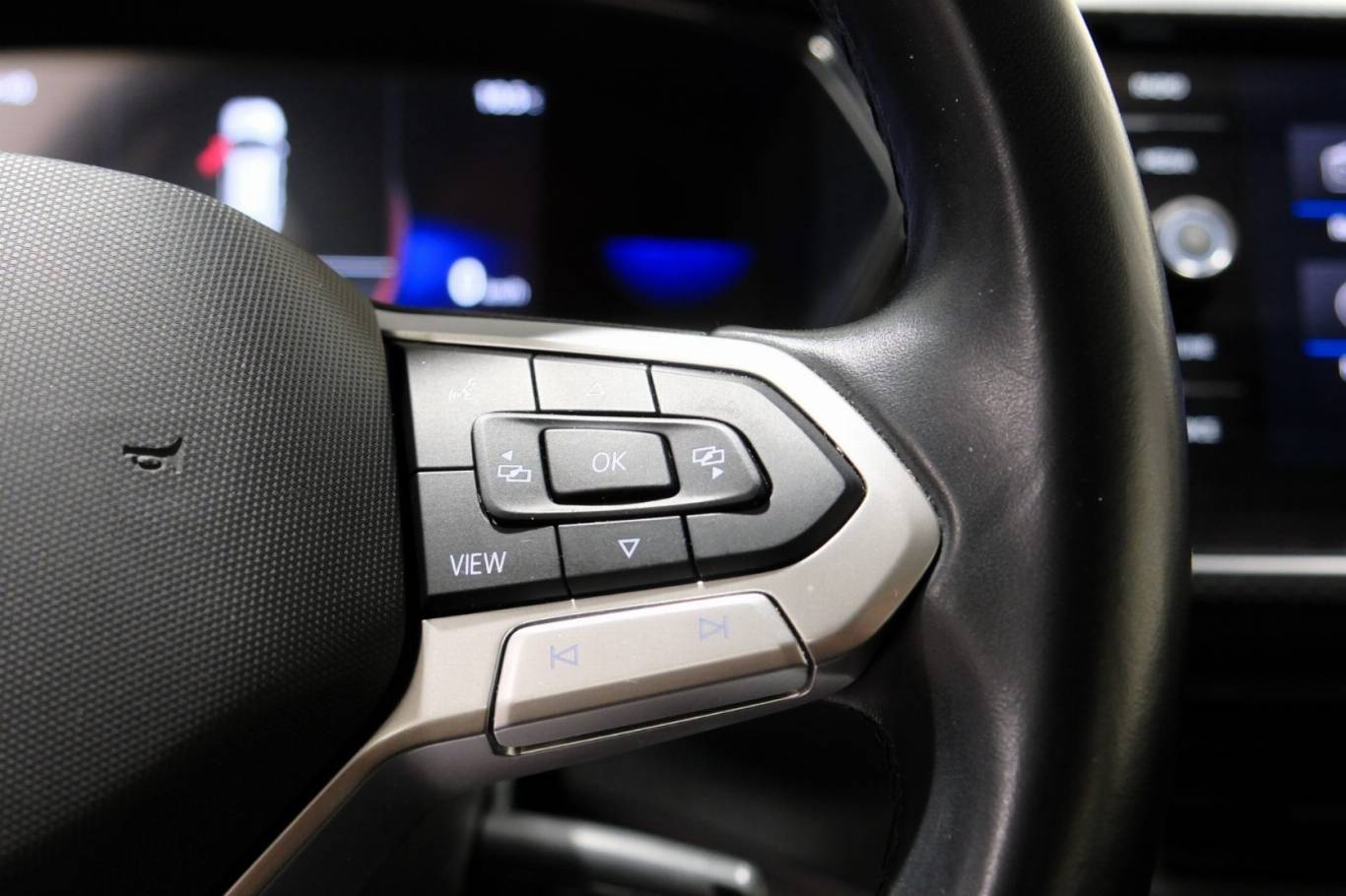 VOLKSWAGEN T-Cross 22