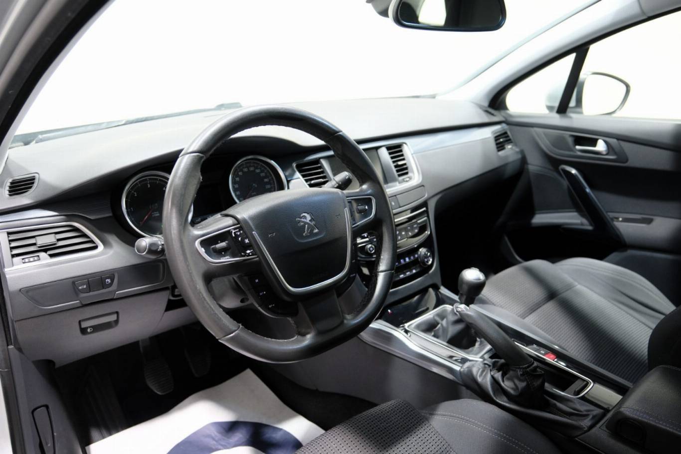 PEUGEOT 508 5