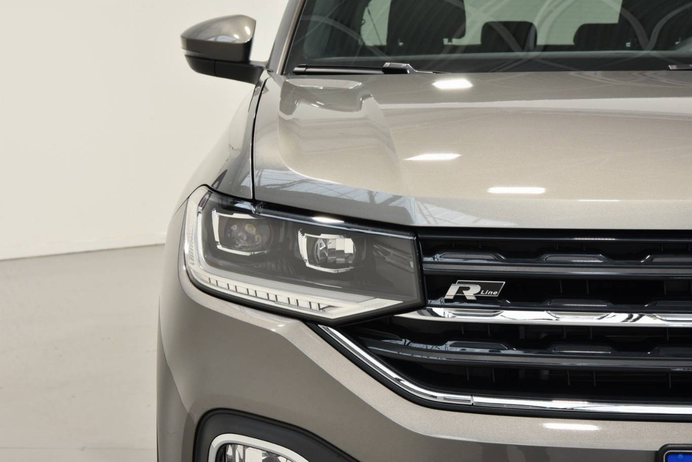 VOLKSWAGEN T-Cross 17