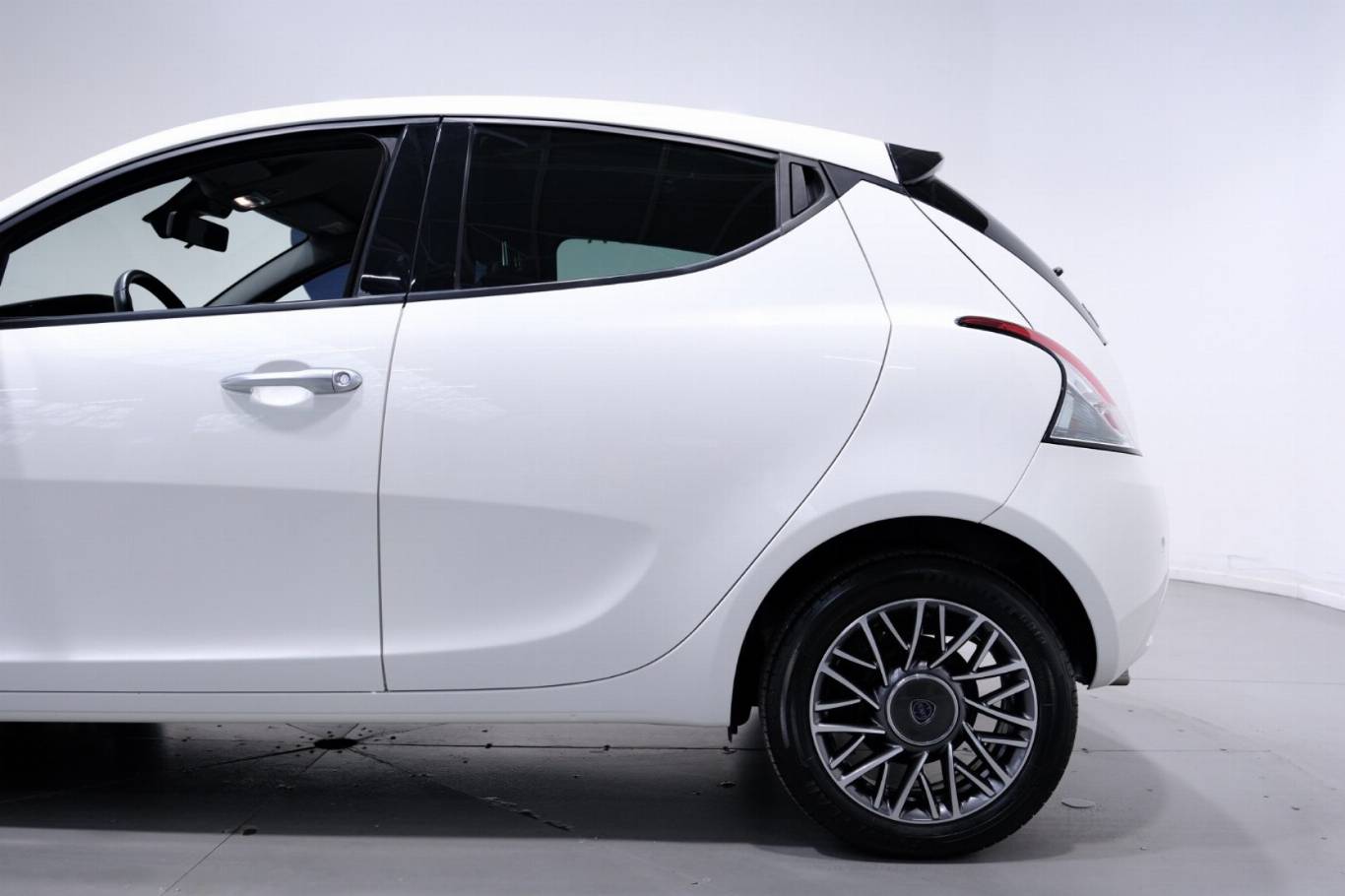 LANCIA Ypsilon 40