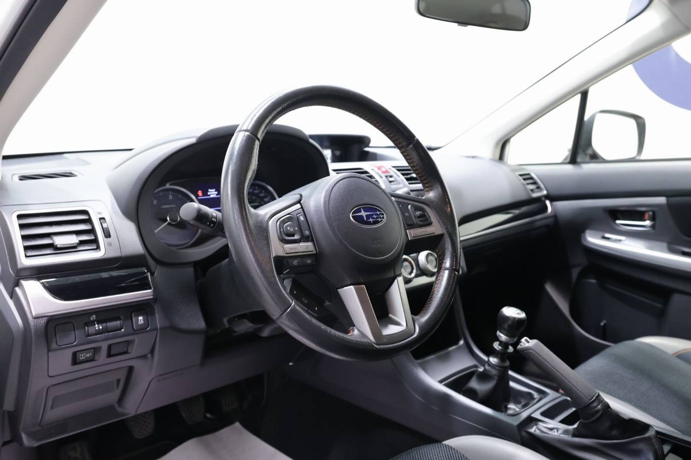 SUBARU XV 12