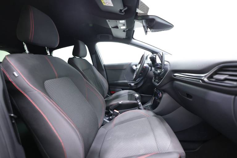 FORD Puma 41