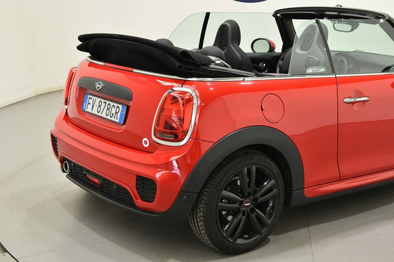 MINI One 19