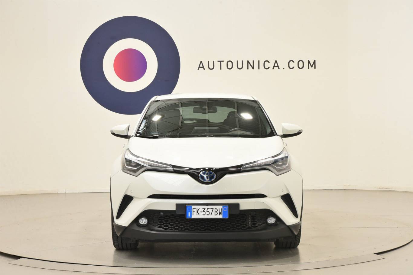 TOYOTA C-HR 5