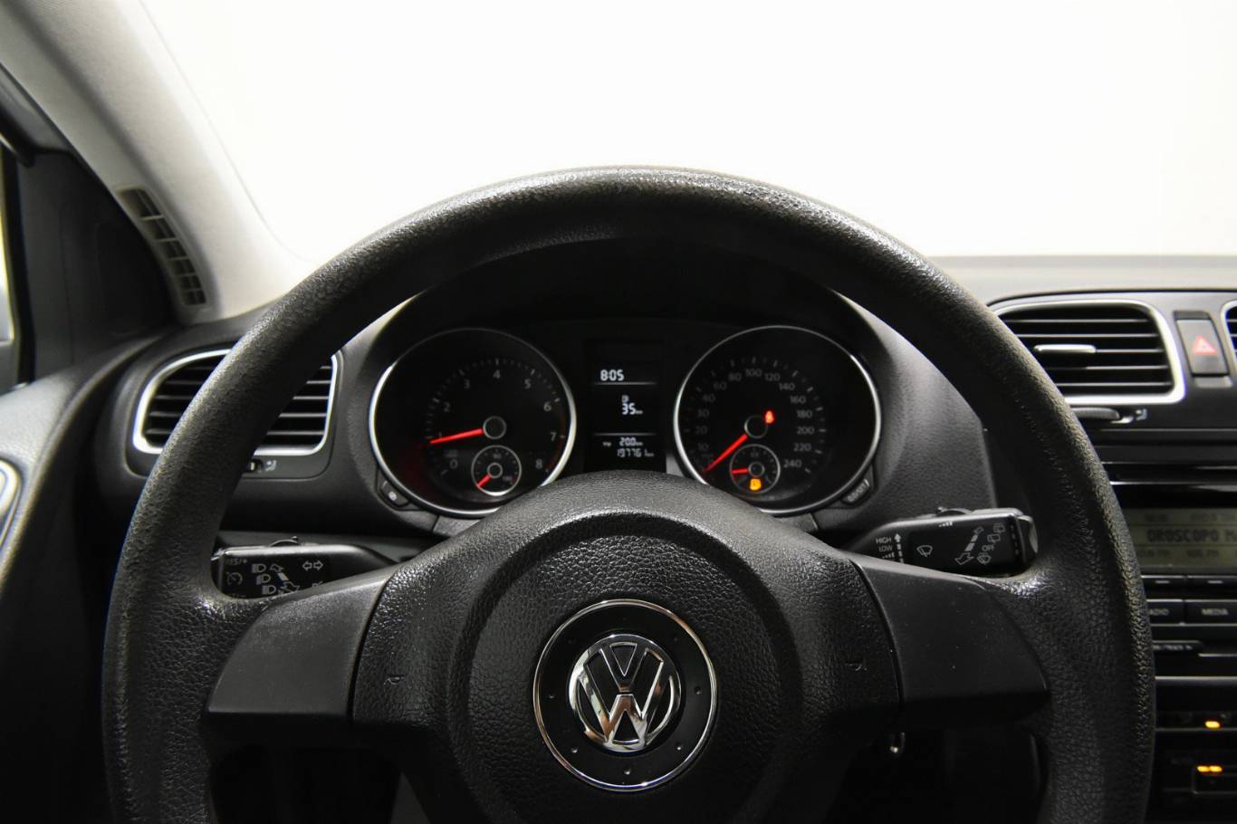VOLKSWAGEN Golf 6
