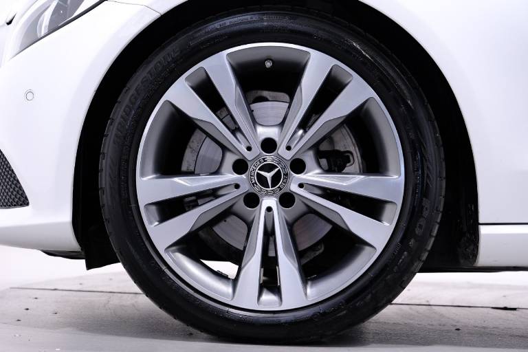 MERCEDES-BENZ C 220 14