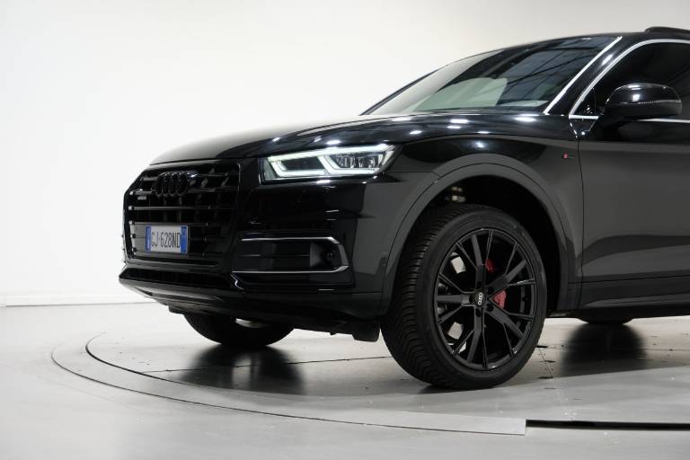 AUDI Q5 11