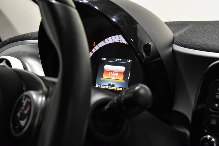 SMART ForFour 23