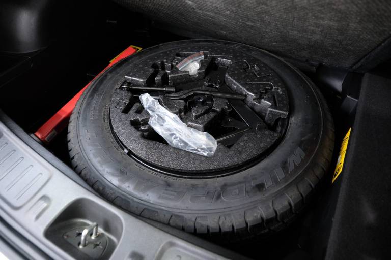 JEEP Compass 72
