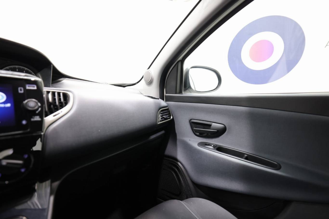 LANCIA Ypsilon 29