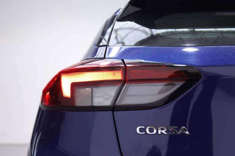 OPEL Corsa 38