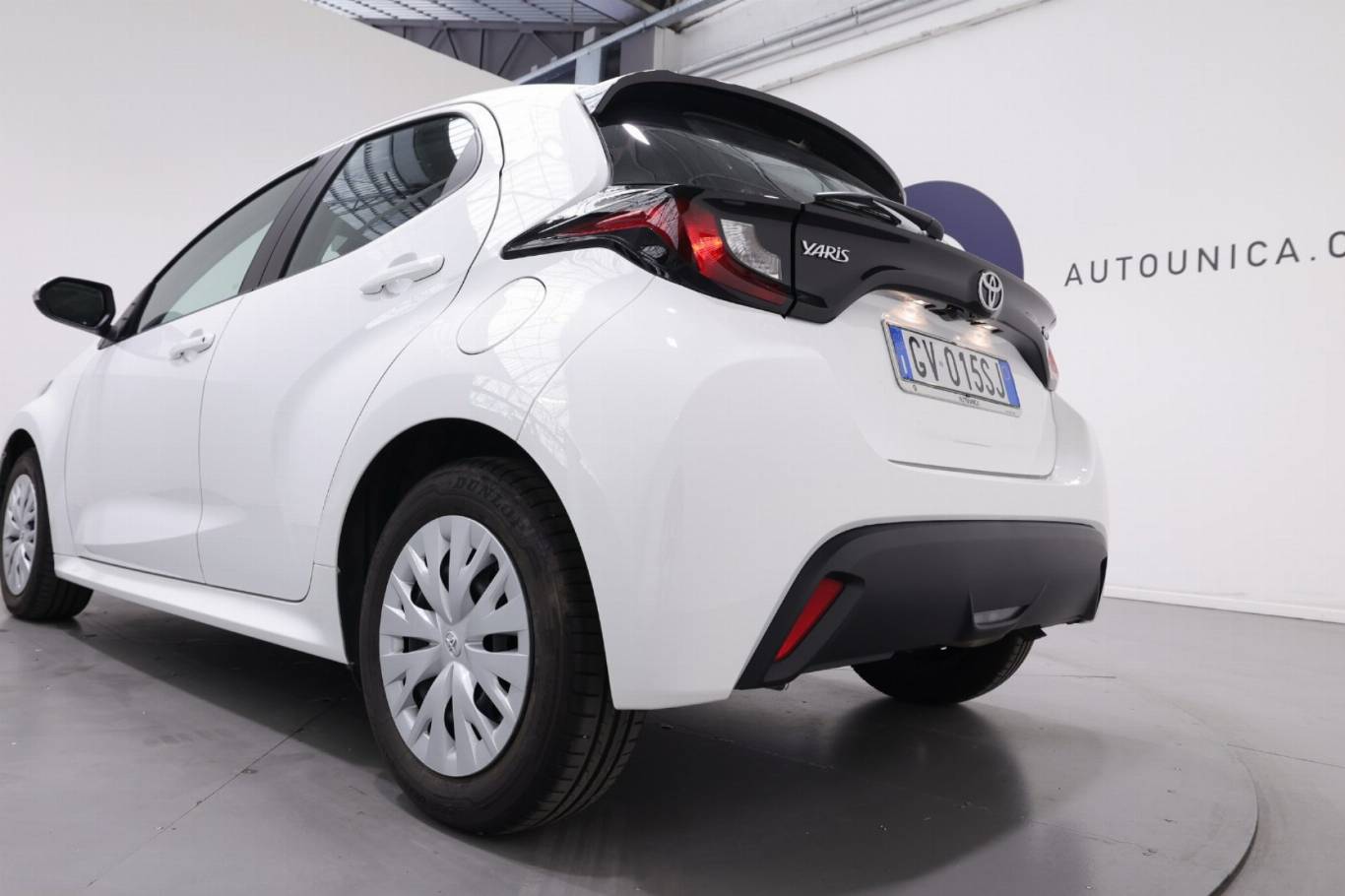 TOYOTA Yaris 36