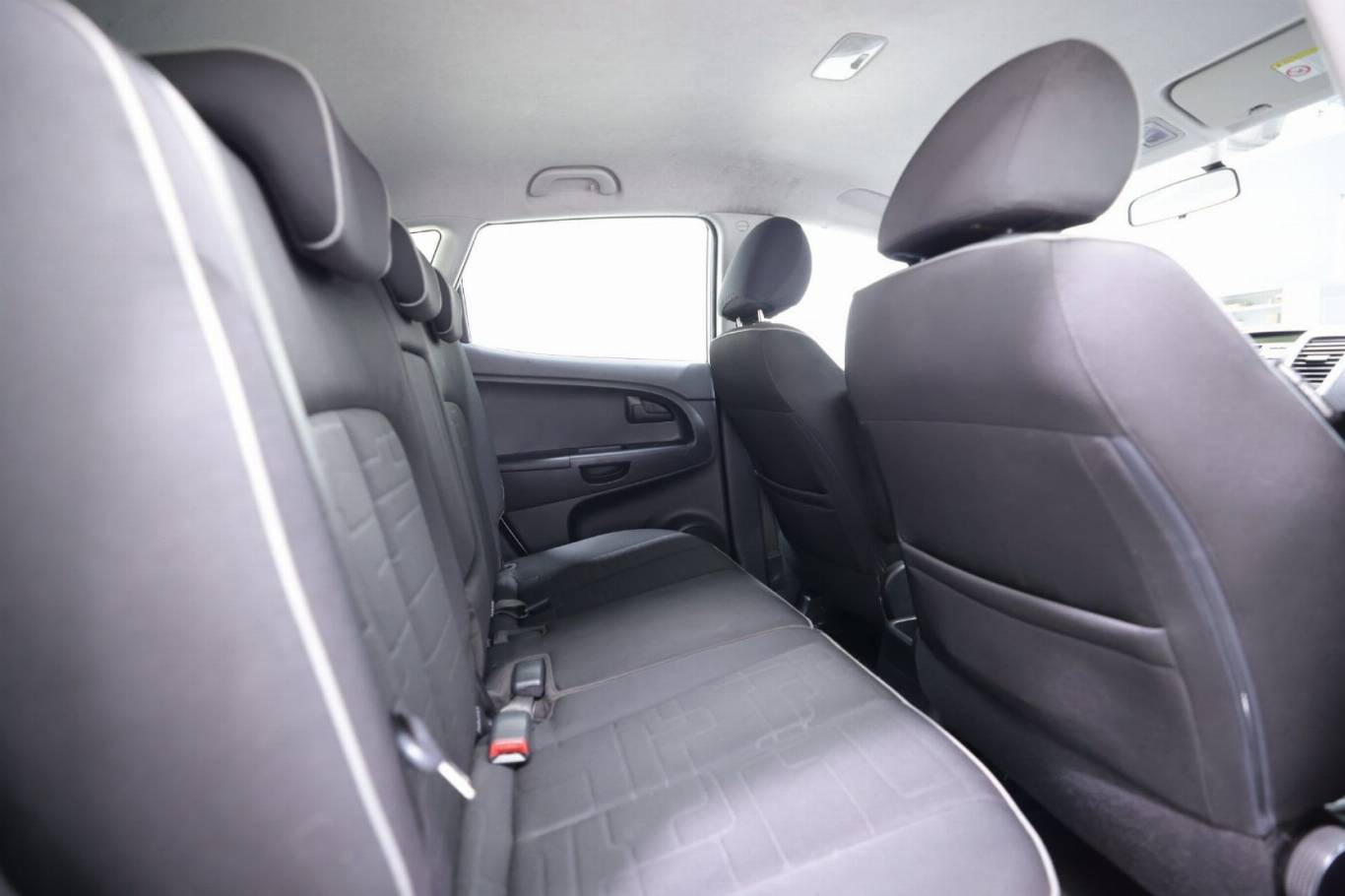 KIA Venga 42