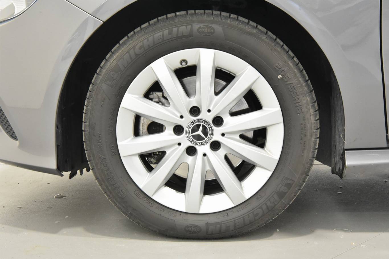 MERCEDES-BENZ A 160 32