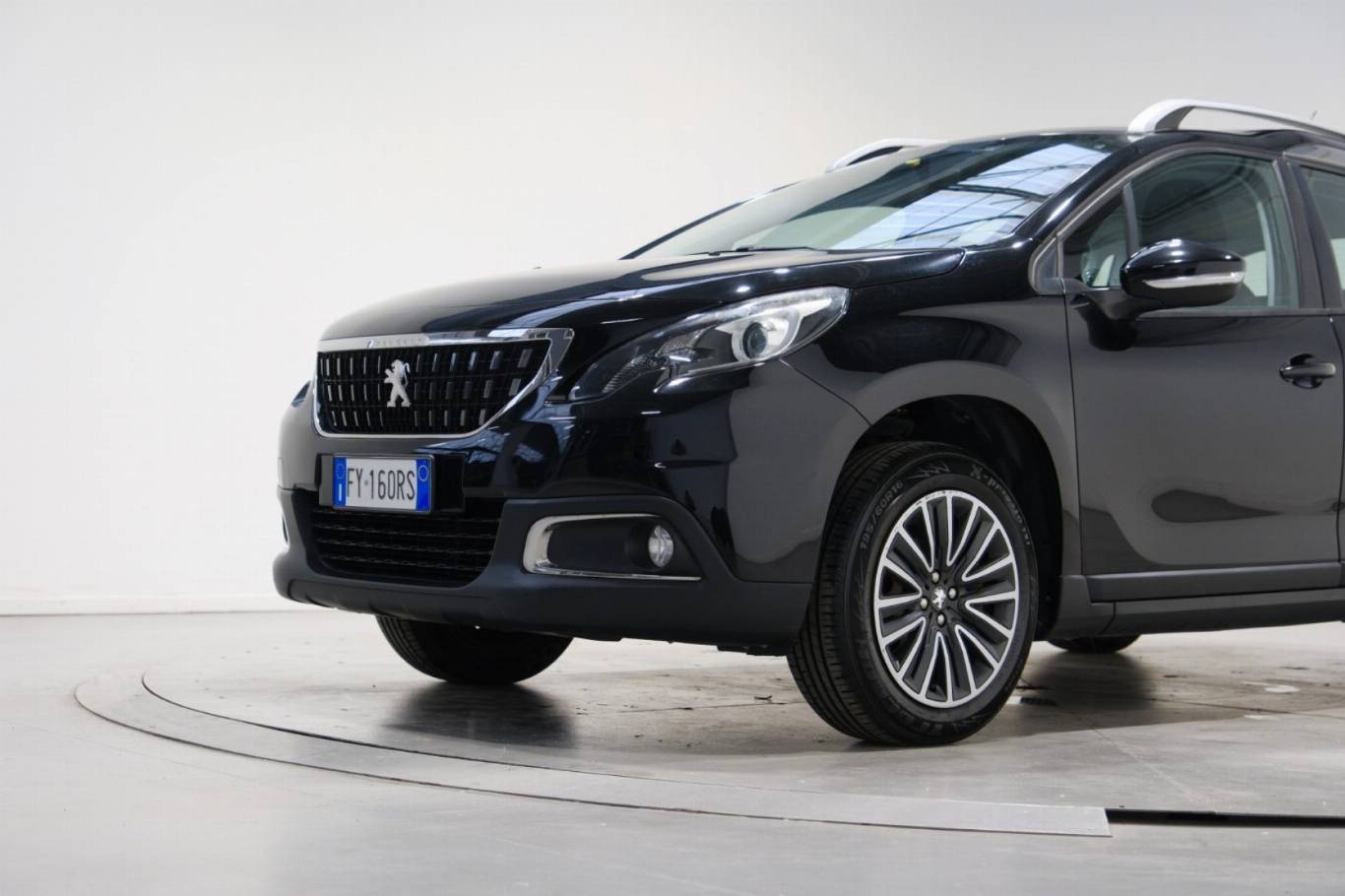 PEUGEOT 2008 11