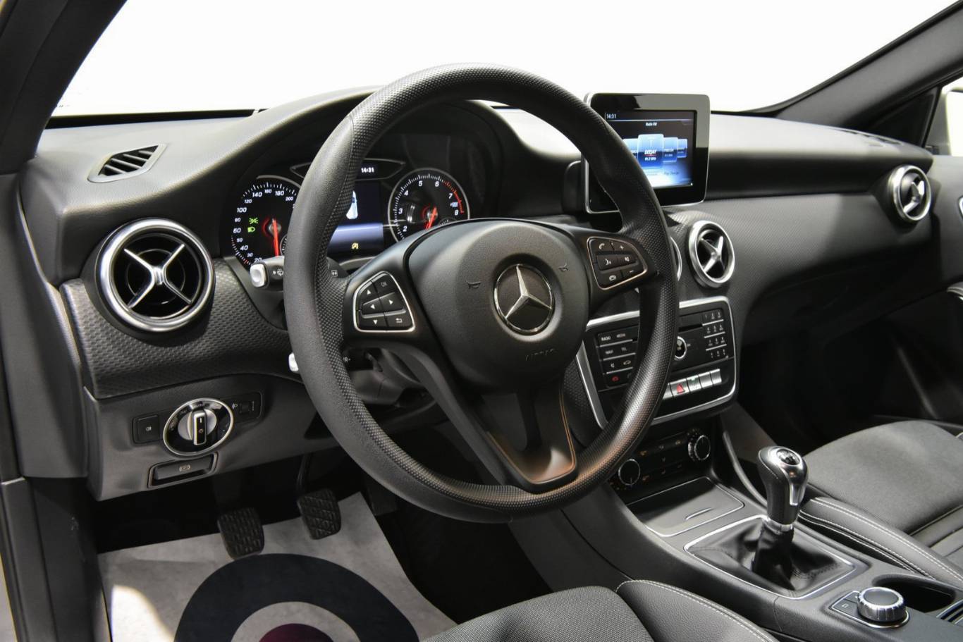 MERCEDES-BENZ A 160 3