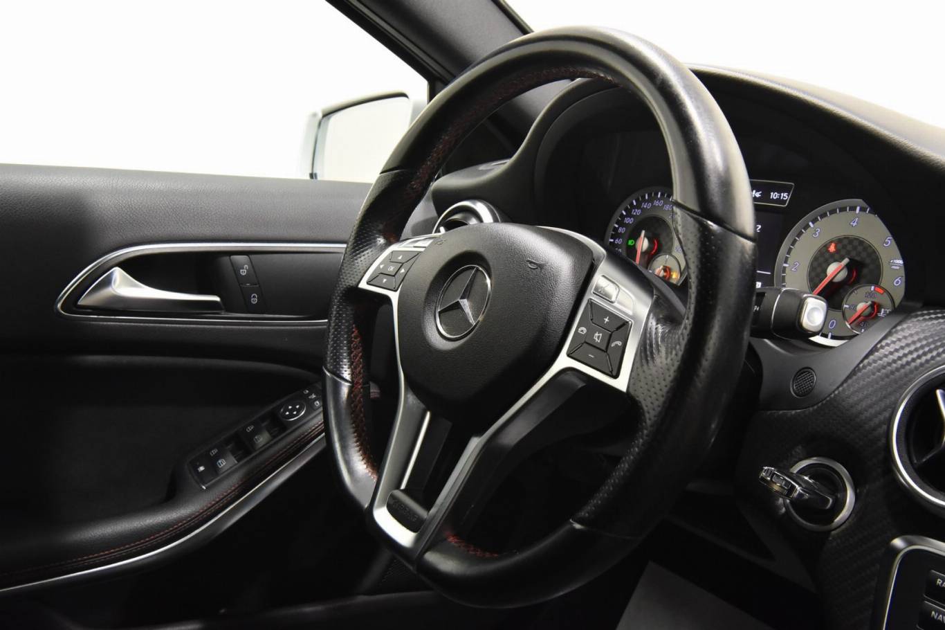 MERCEDES-BENZ A 180 23